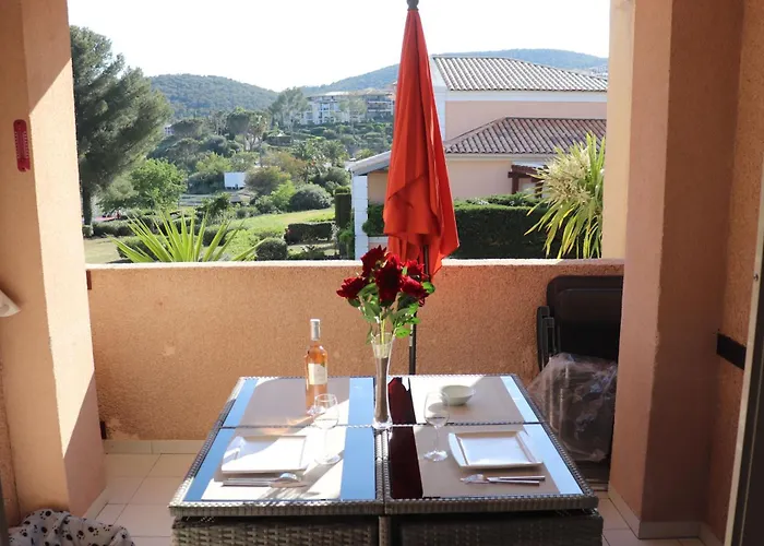 Daire T2 Climatise Wifi Piscines Parking